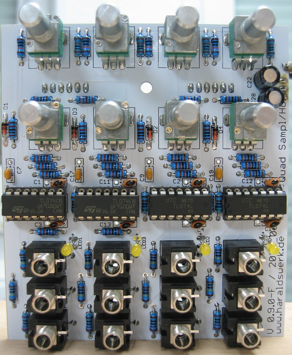 Quad Sample and Hold populated control PCB