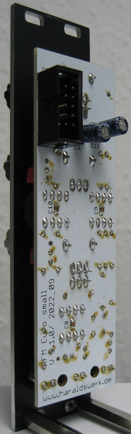 Parametric Equalizer, Resonating Filter VCF back view