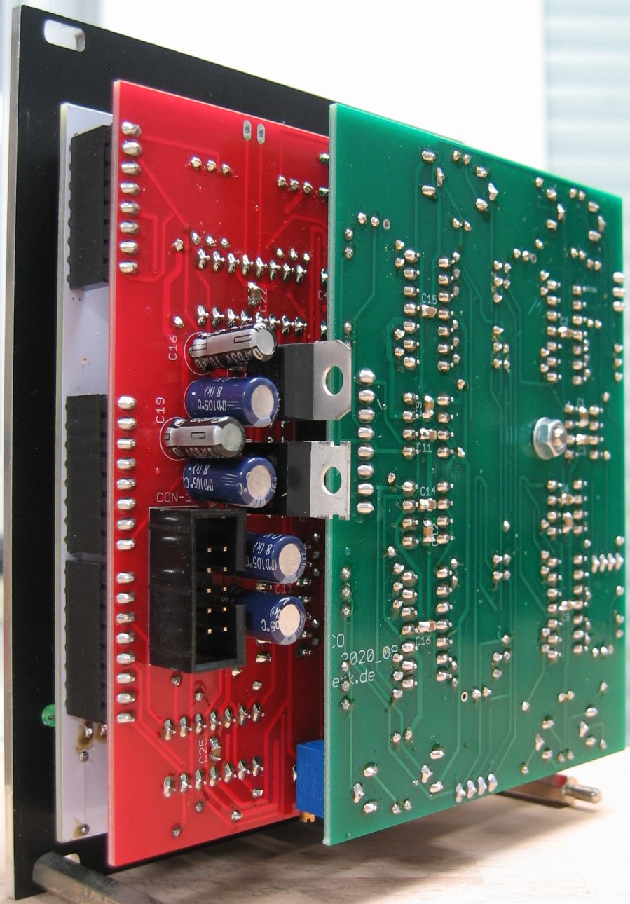 Trapezoid quadrature LFO back view