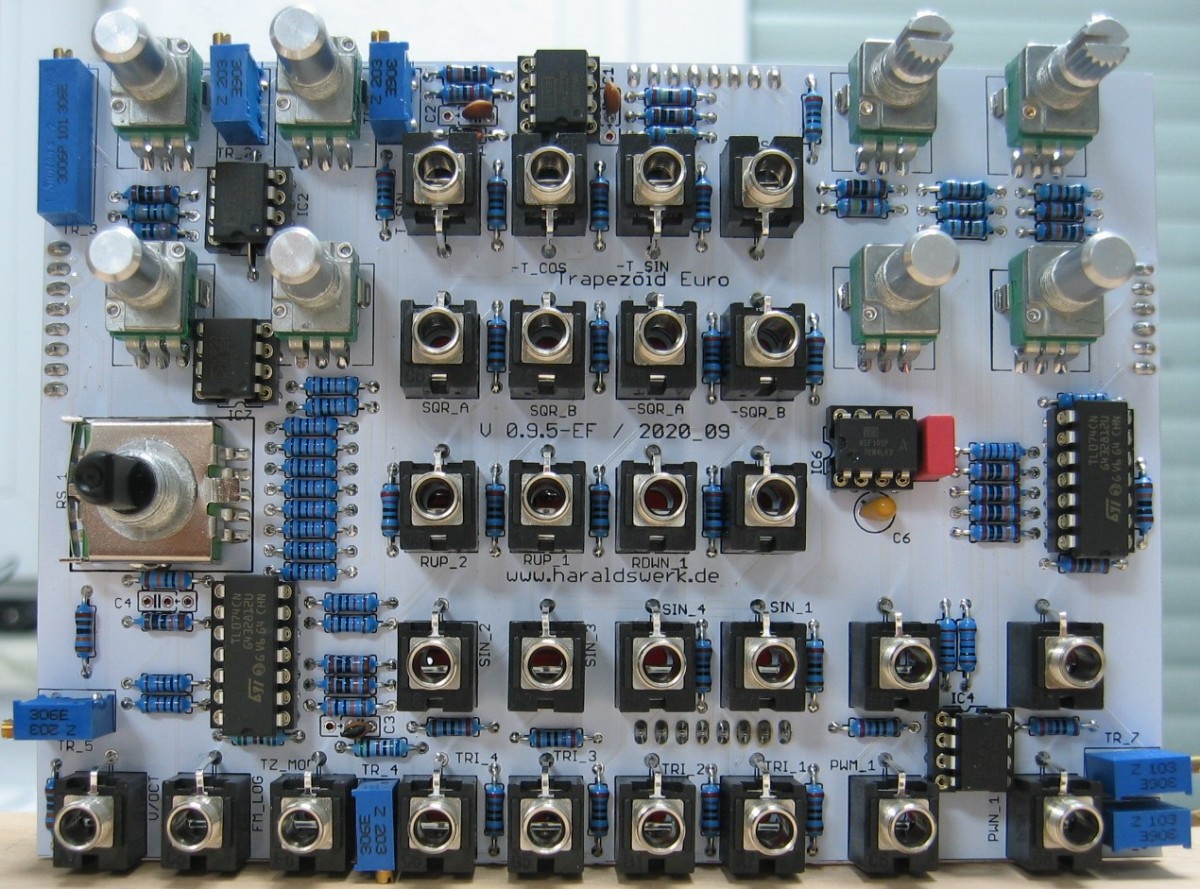 Trapezoid VCO populated control PCB