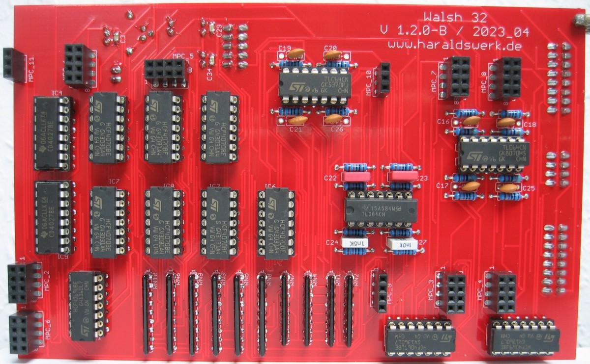 Walsh 32 Function Generator populated main PCB